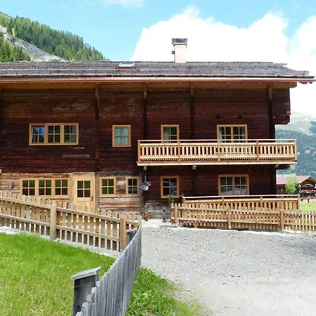 Alblerhof Mesner Apartament *